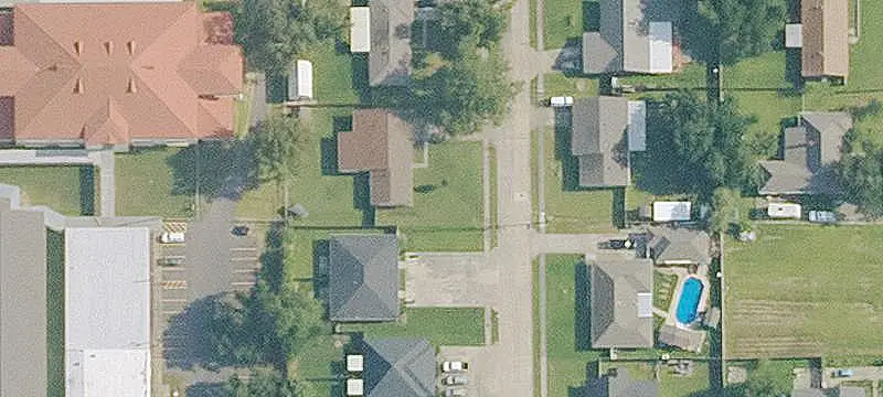 Level Commercial Land