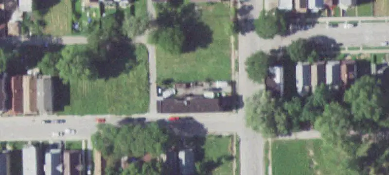6-Unit Brick Apartment Building