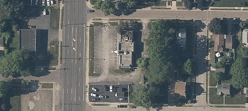 Drive-Through Restaurant Building