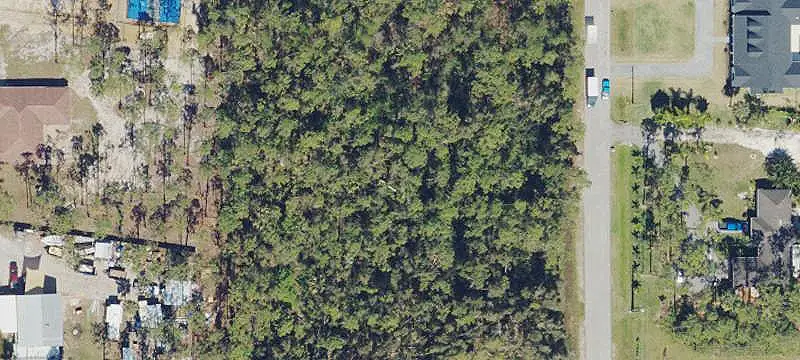 Lots/Land