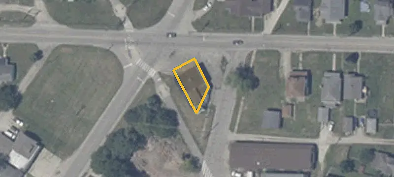 Mixed-Use Property with Living Area