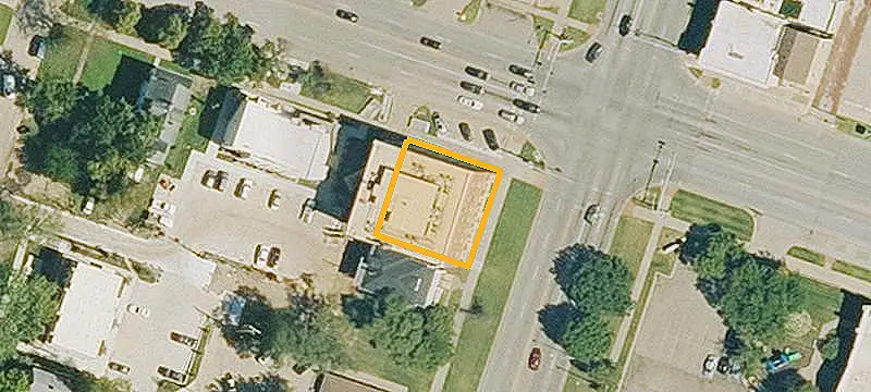 Four-Story Office Building with Elevator
