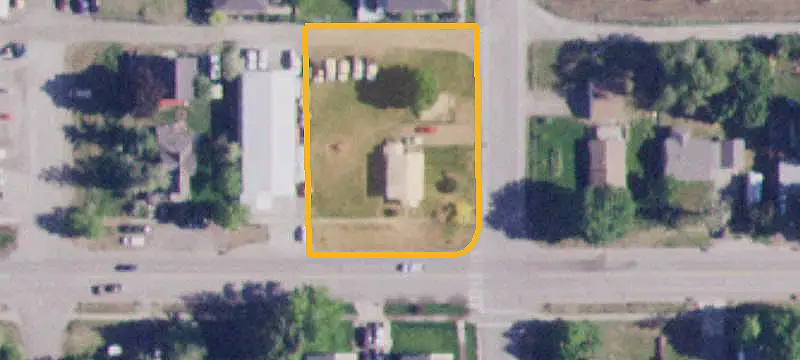 Land / Vacant Lot < 1 Acre