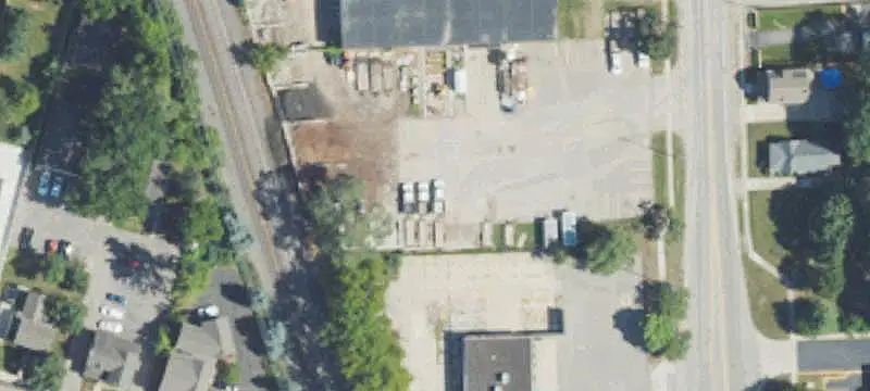 Manufacturing Facility with Dock Access