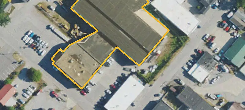 Flex Space with Secure Yard
