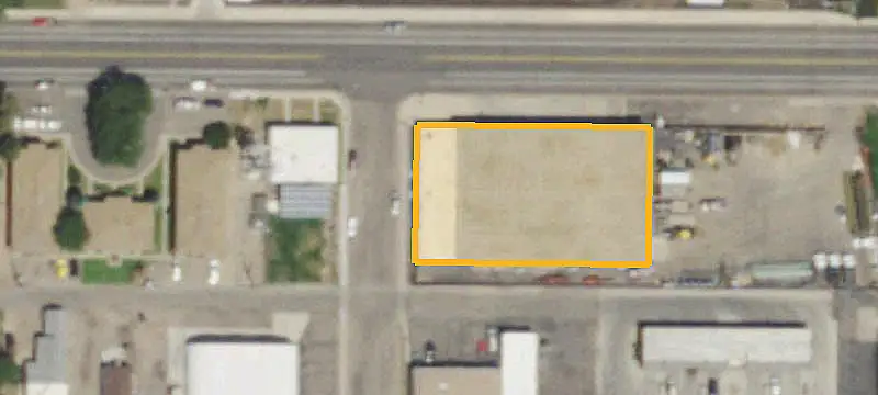 Warehouse with Overhead Doors