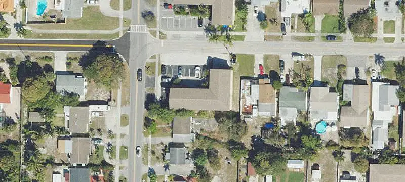 12-Unit Apartment Building