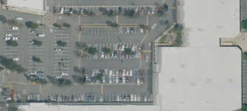 Multi-Space Retail Property