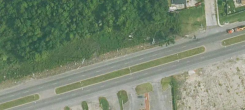 Commercial Land at Median Break
