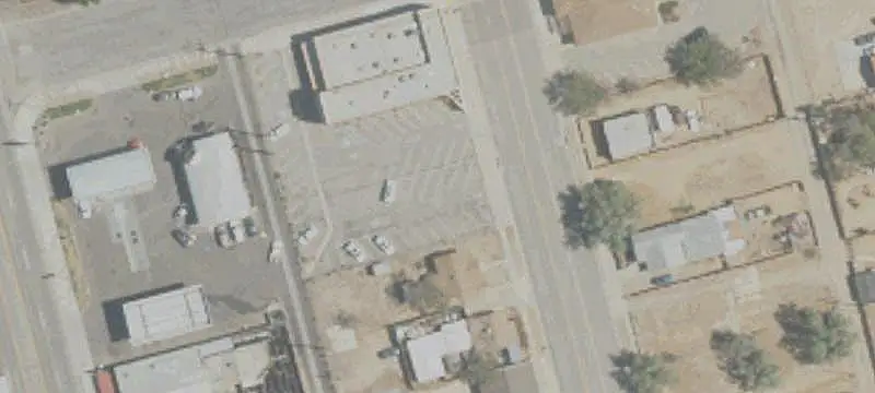 8-Unit Apartment Building