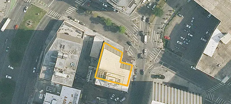 Ground-Floor Restaurant Sublease