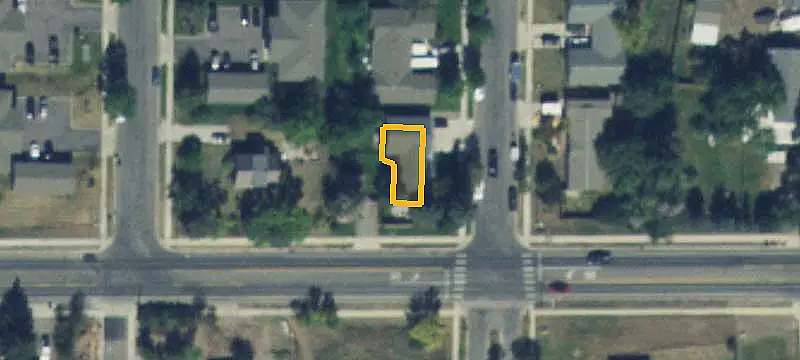 Updated Three-Unit Multifamily Property