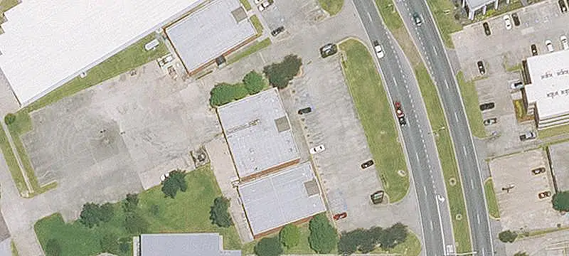 Two-Space Retail Property