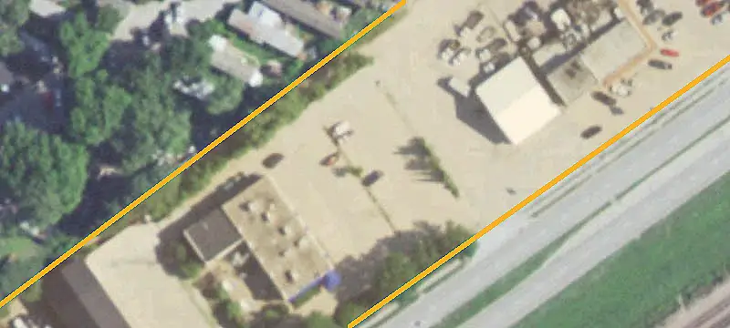 Flex Office/Warehouse with Fenced Yard