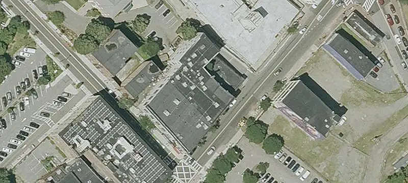 Mixed-Use Property with Flexible Spaces