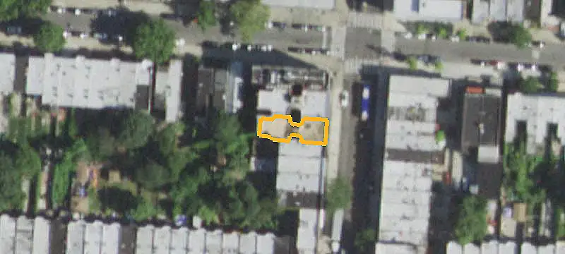 Storefront Property with High Ceilings