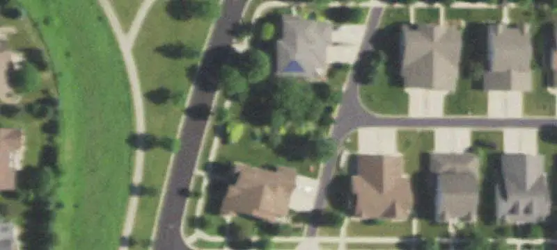 Lots & Acreage / City
