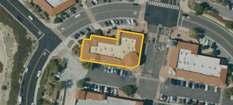 Retail Space Near I-5