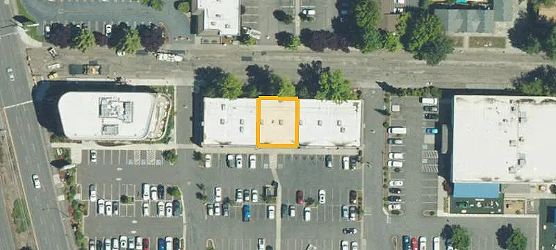 West Endcap Strip Center Space
