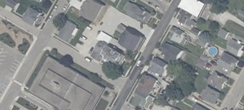Multi-Tenant Income Property