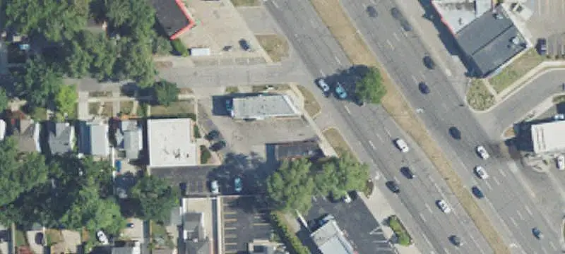 Storefront Liquor Store