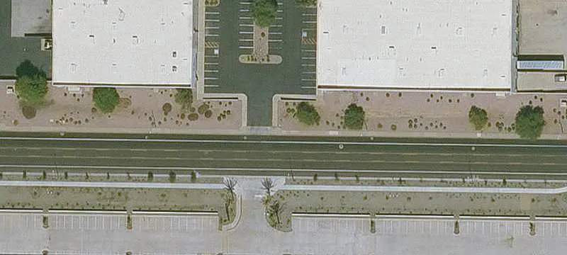 Warehouse Space with Dual Loading
