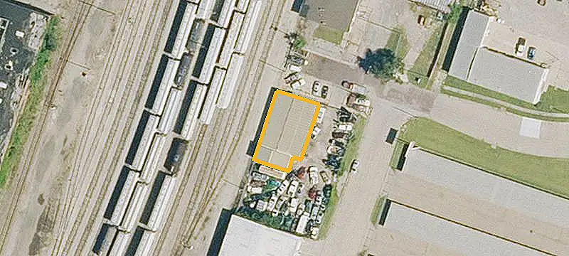 Auto Shop with Fenced Yard