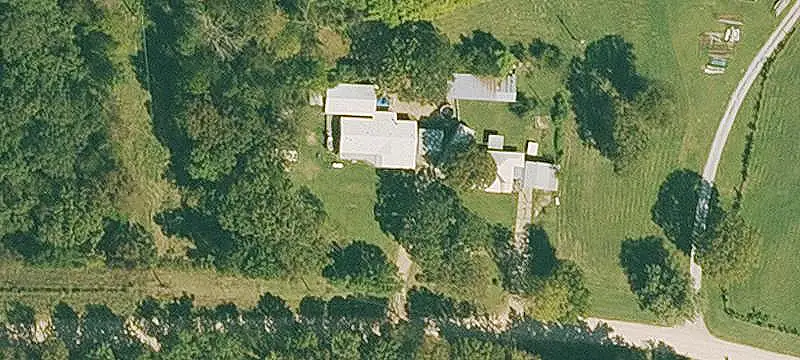 Operating Poultry Farm with Four Houses