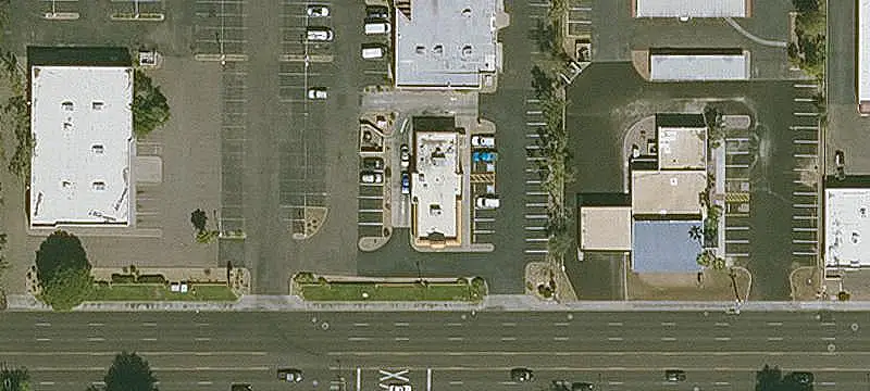 Drive-Through Restaurant Building