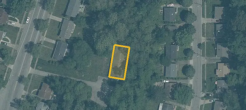 Commercial Land