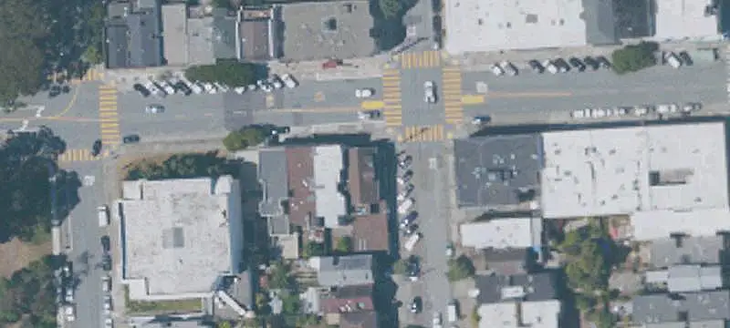 5-Unit Mixed-Use Corner Property