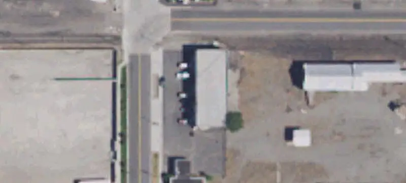Warehouse with Grade-Level Loading