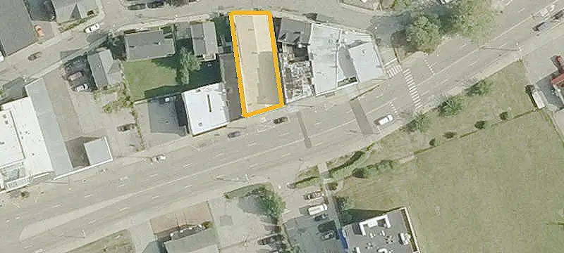 Mixed-Use Property with Restaurant