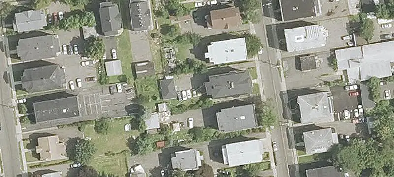 Six-Unit Brick Apartment Building