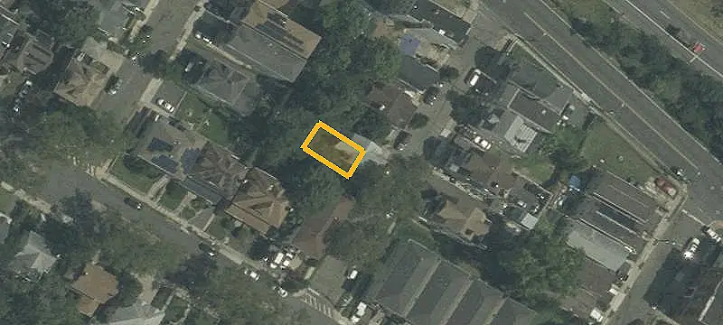 Renovated Duplex with Bonus Floor