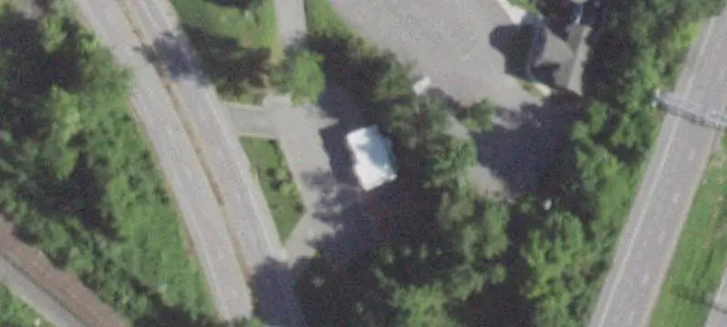 Single-Tenant Storefront Building