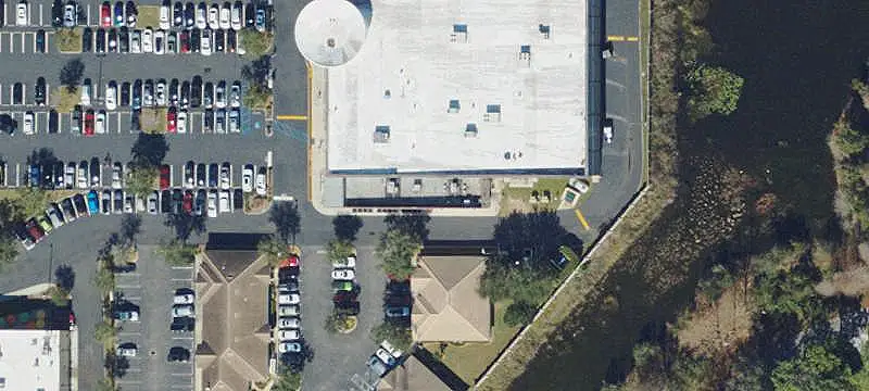 Anchored Shopping Center Space