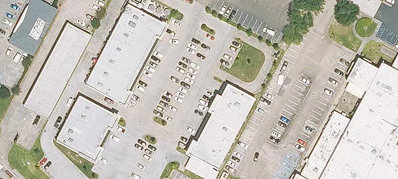 End-Cap Restaurant with Patio