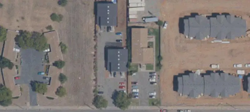 Eight-Unit Apartment Building