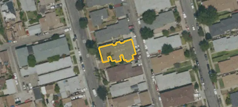 17-Unit Apartment Building