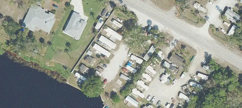 14-Unit RV Park on Canal