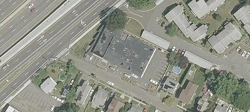 Renovated Mixed-Use Elevator Building