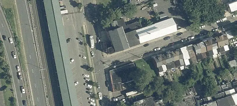 Four-Unit Flex Space