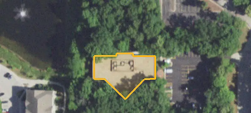 Single-Tenant Office Building