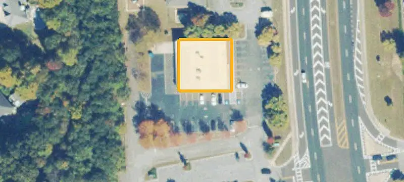 Level Commercial Land