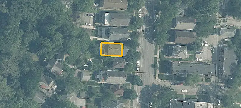 Updated 12-Bedroom Duplex