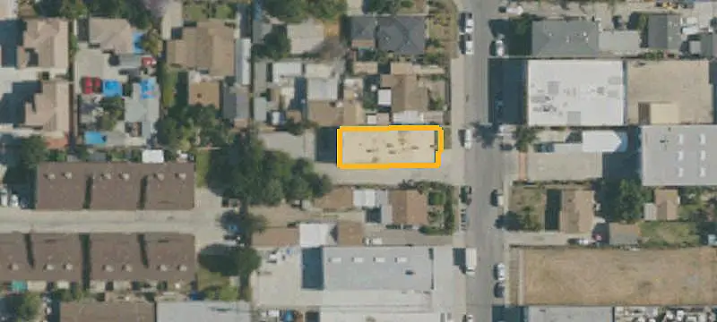 Freestanding Warehouse with Loading