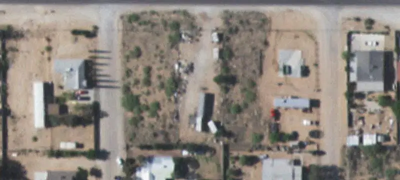 Land / Land and Farms