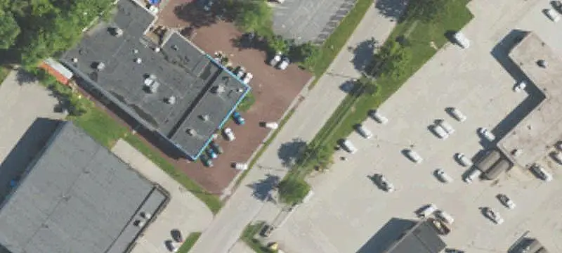 3-Bay Drive-In Flex Space