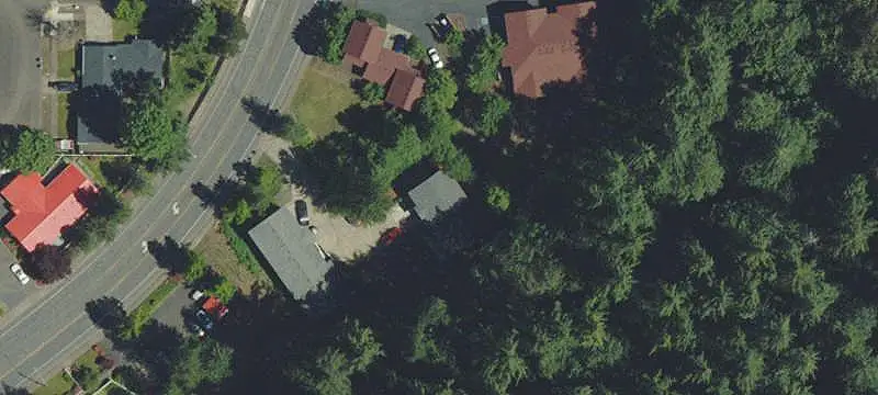 Duplex with Updated Flooring and Metal Roof